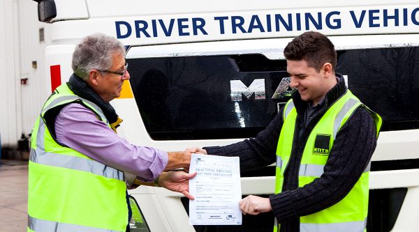 a-simple-guide-to-understanding-hgv-driver-training-rtitb